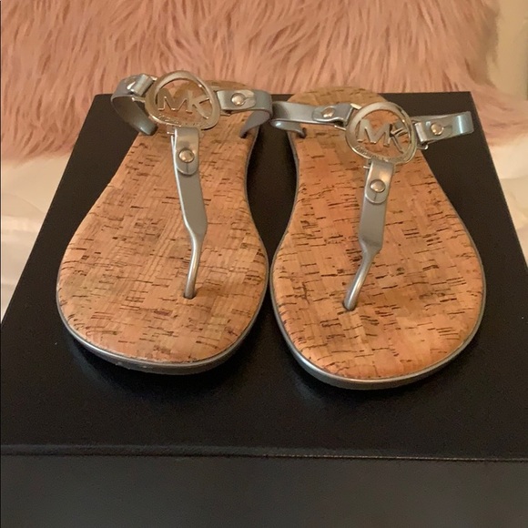 michael kors sandals grey